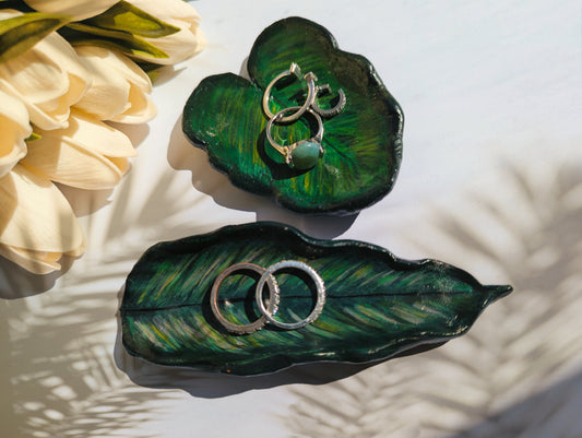 Clay Trinket Dishes (long leaf)